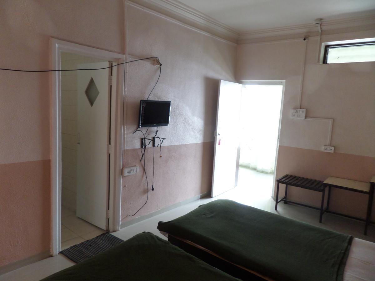 ناسيك Hotel Ayodhya المظهر الخارجي الصورة