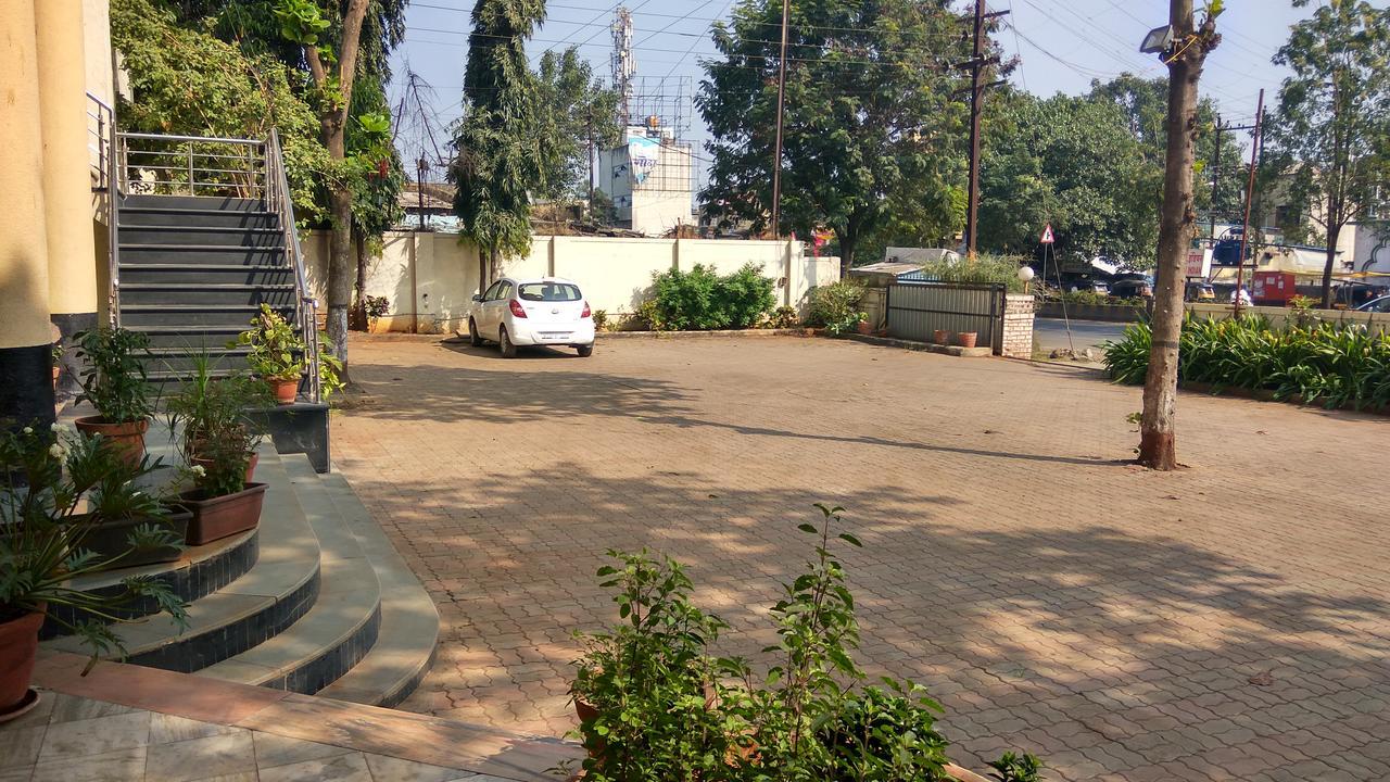 ناسيك Hotel Ayodhya المظهر الخارجي الصورة