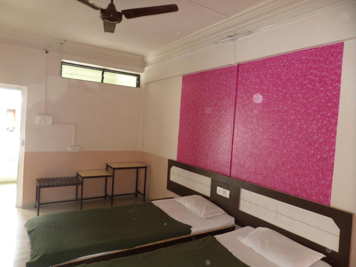 ناسيك Hotel Ayodhya المظهر الخارجي الصورة